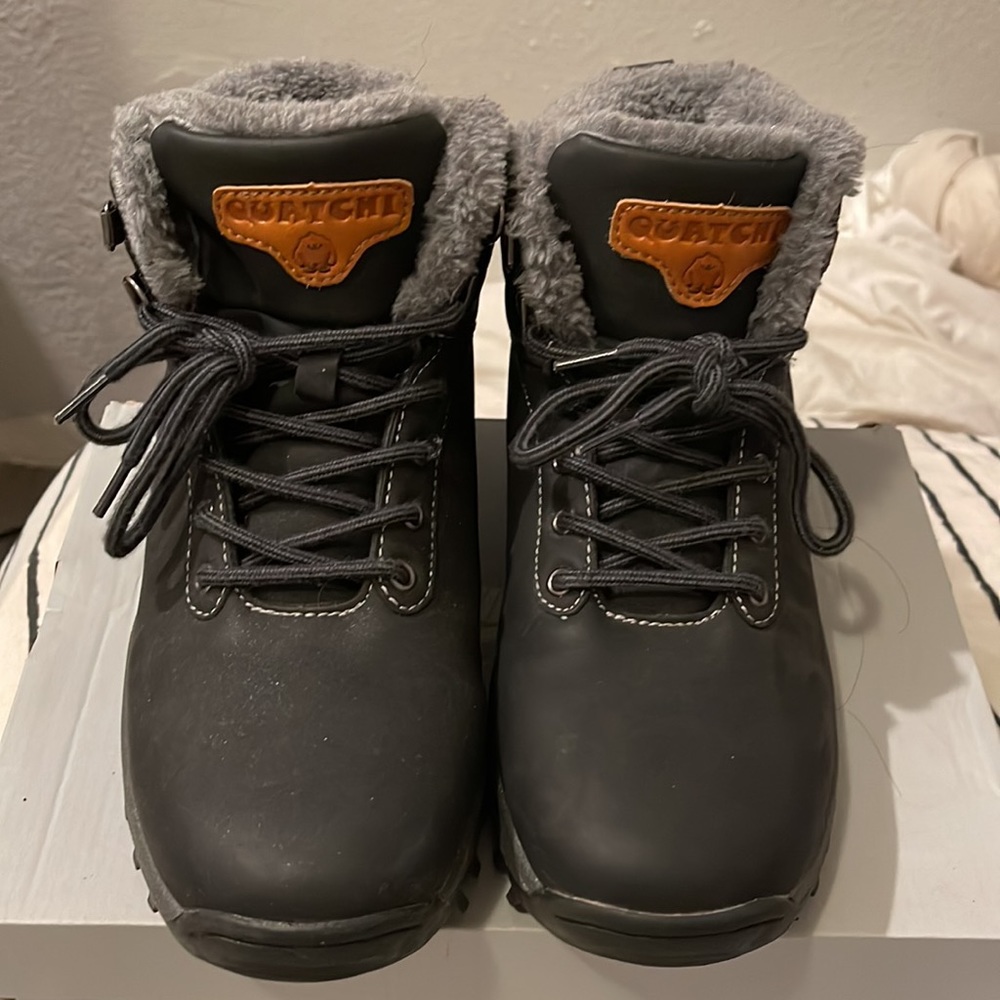 Quatchi snow boots